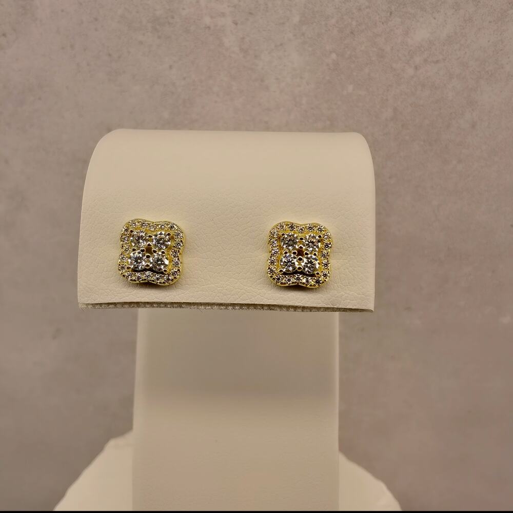 0.58ct Moissanite Clover Stud Earrings 8mm Gold Over 925 Silver - Picture 5 of 9